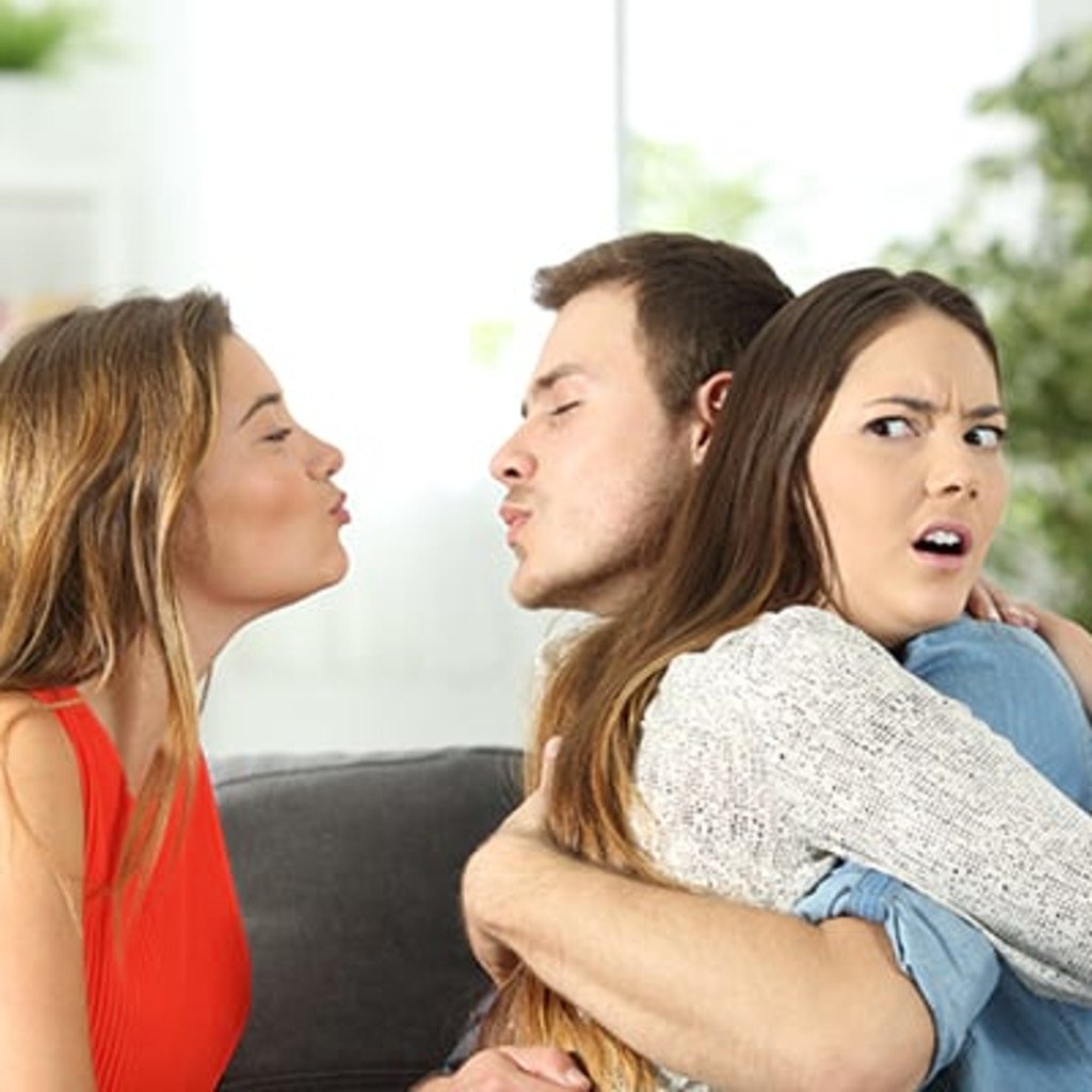 10 Psychological Things Adultery Women Must Know! 1